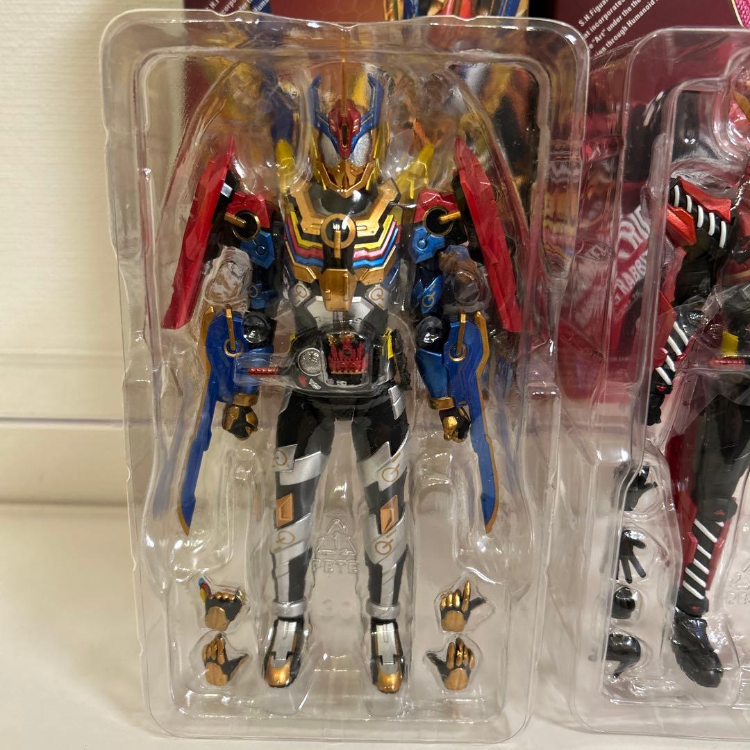 figuarts フィギュアーツ 仮面ライダービルド グリス ラビットラビット