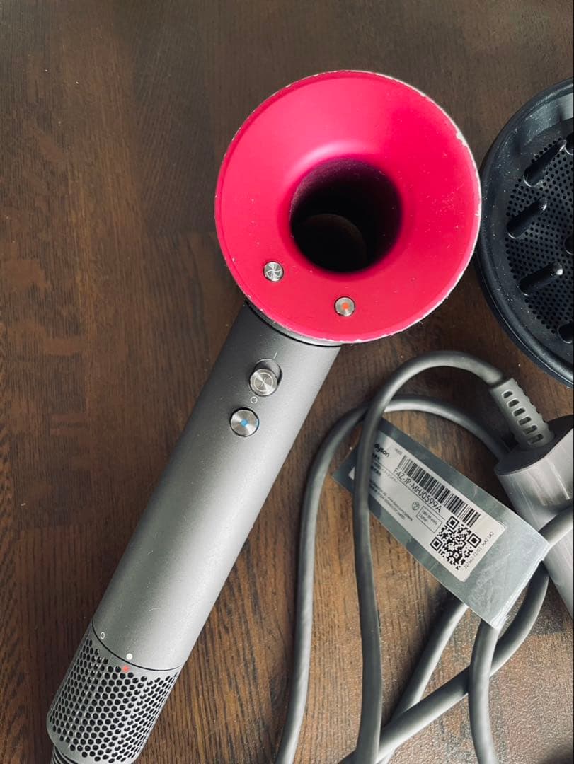 動作良好　国内正規品　Dyson Supersonic Ionic HD03