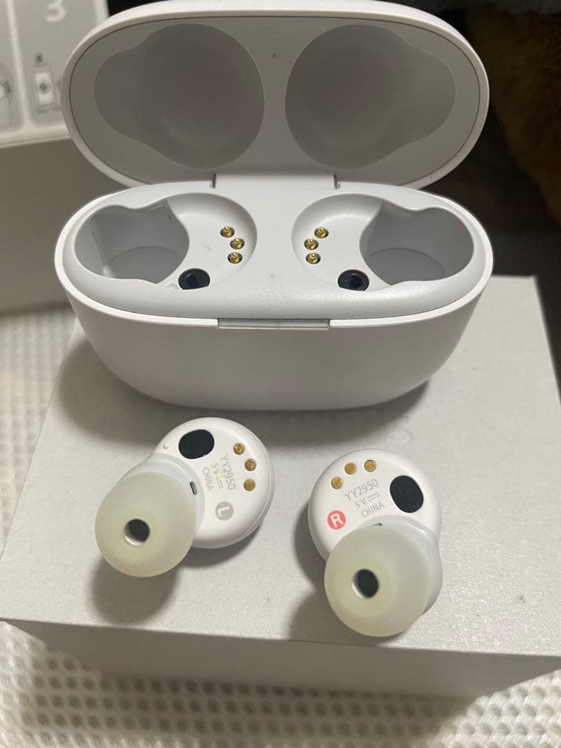 美品　SONY LinkBuds S WF-LS900N/WC ホワイト