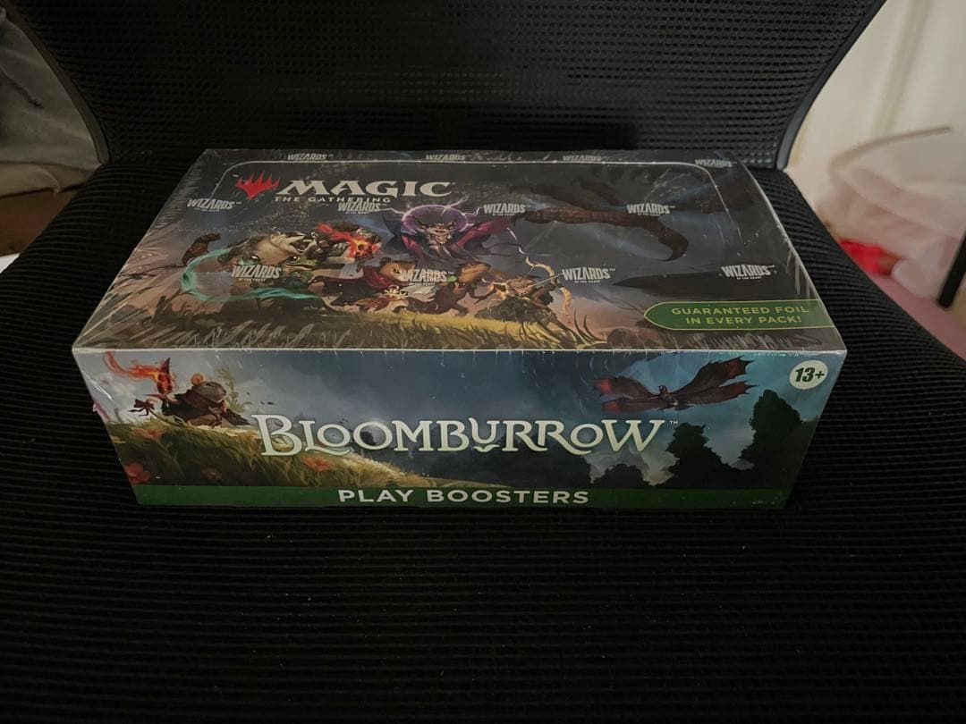 ブルームバロウ　マジック：ザ・ギャザリング プレイブースター　ボックス　英語版