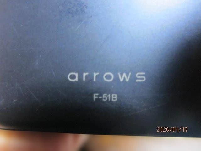 arrows　weF-51b　os:14　64gb　初期化済み　41-8515