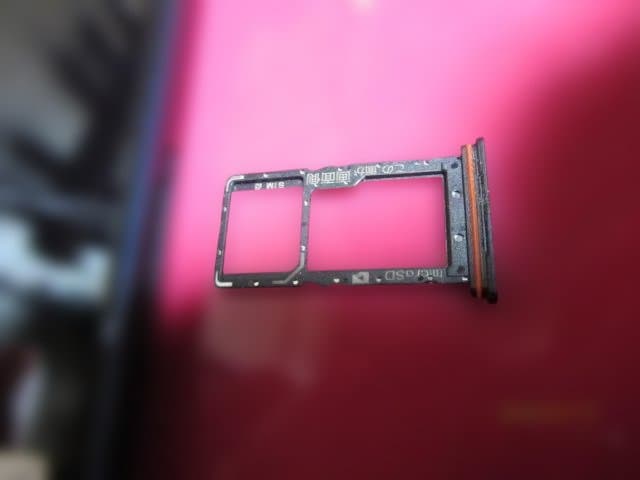 arrows　weF-51b　os:14　64gb　初期化済み　41-8515