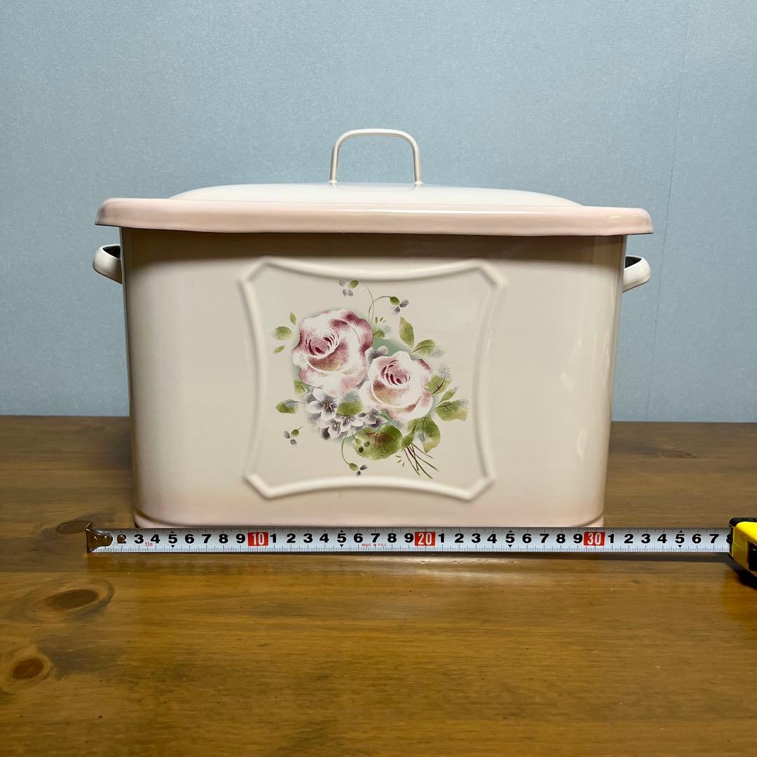 イマン　オデット　ホーロー缶