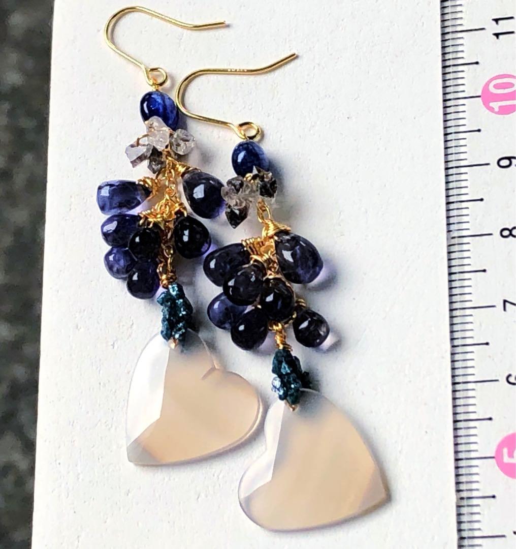 天然石☆レア☆虹のアイリスアゲート♡ブルーハートピアス14kgf