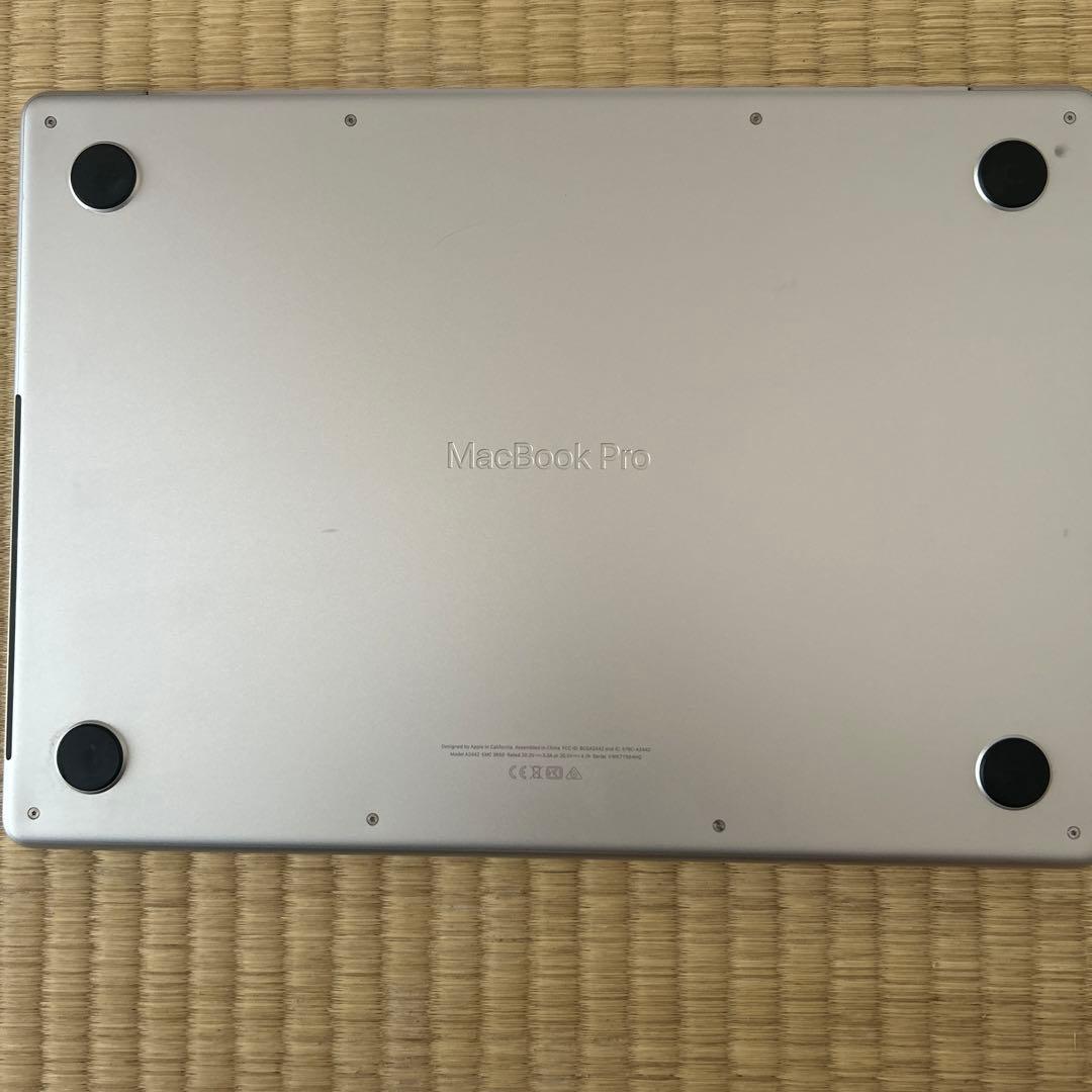 MacBook Pro 14㌅2021 M1 32GB 1TB 16コア