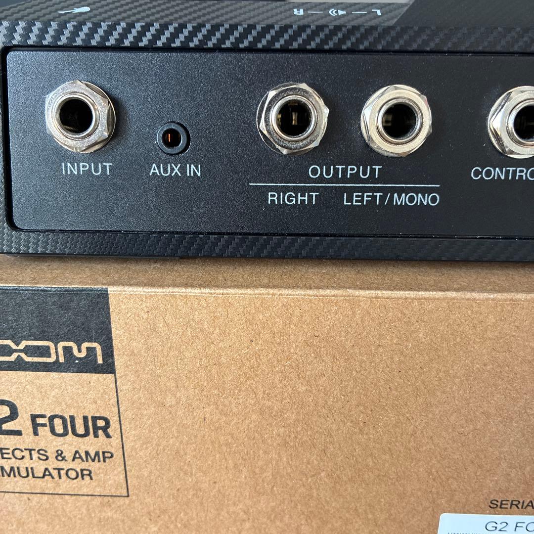 ZOOM G2 FOUR ギターマルチエフェクター　美品