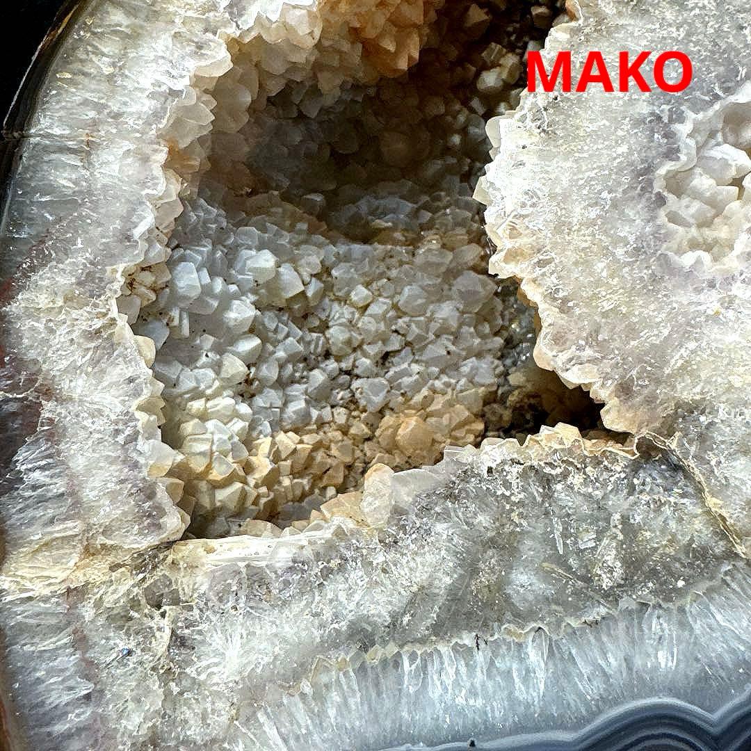 M1961☆カルサイト共生水晶ジオード2.8Kg☆天然石　原石☆N50711