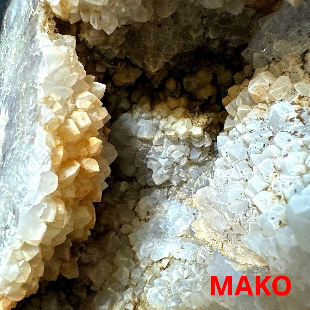 M1961☆カルサイト共生水晶ジオード2.8Kg☆天然石　原石☆N50711