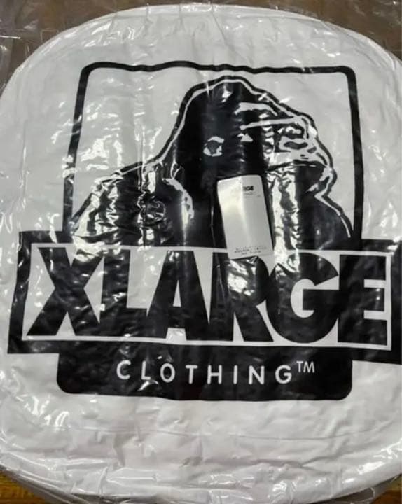 xlargeクッション