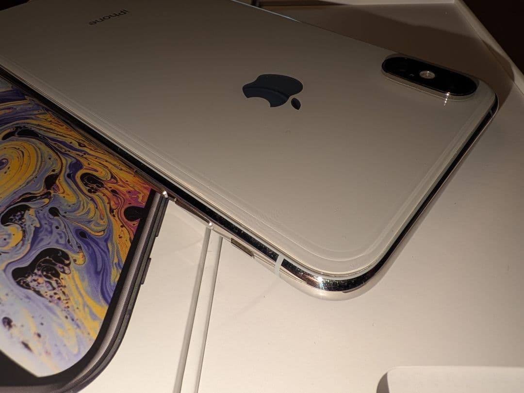 【美品】iPhone XS MAXシルバー 本体　512G 付属品未使用