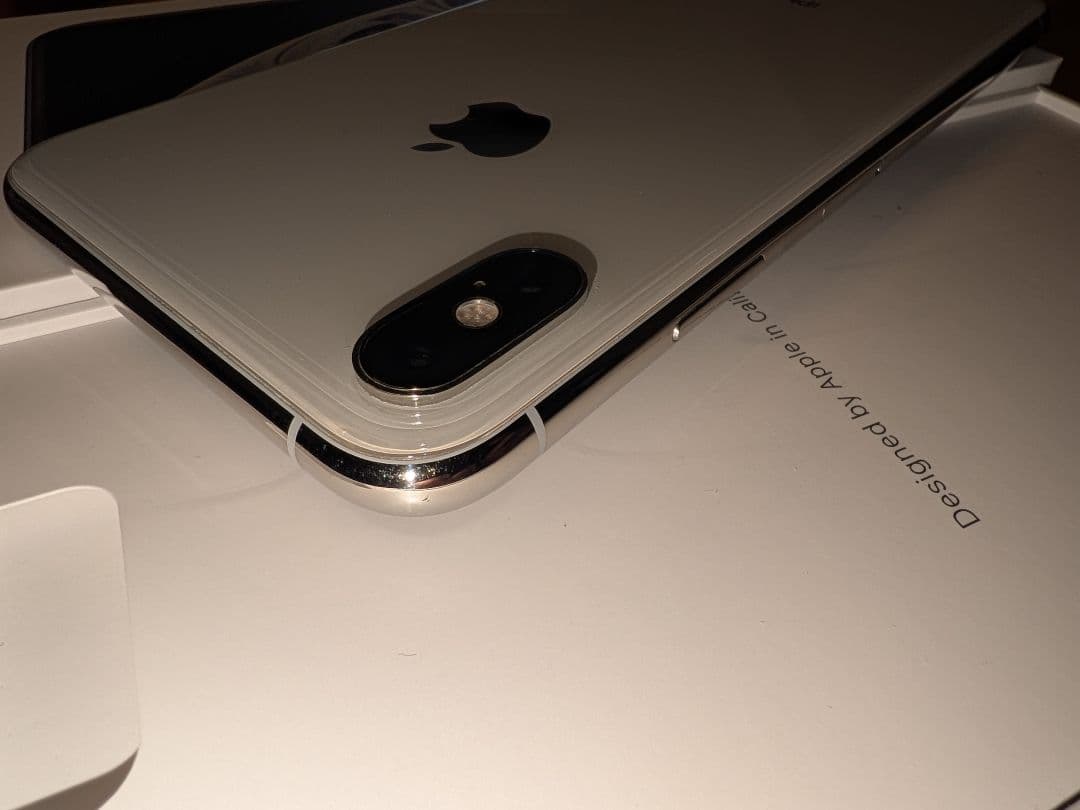 【美品】iPhone XS MAXシルバー 本体　512G 付属品未使用