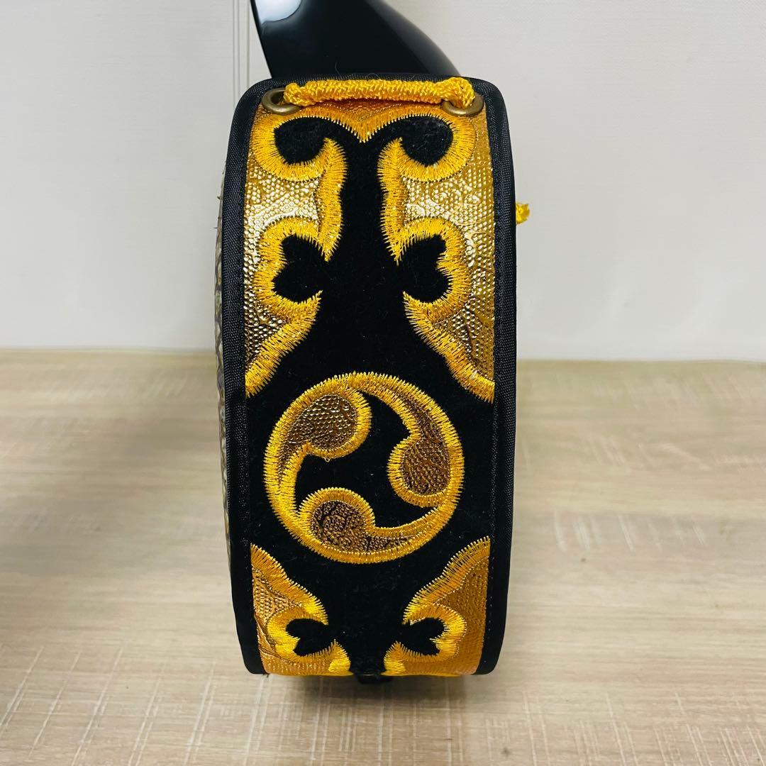 ★美品★ 沖縄三線 本蛇皮 三味線 胴巻き 和楽器