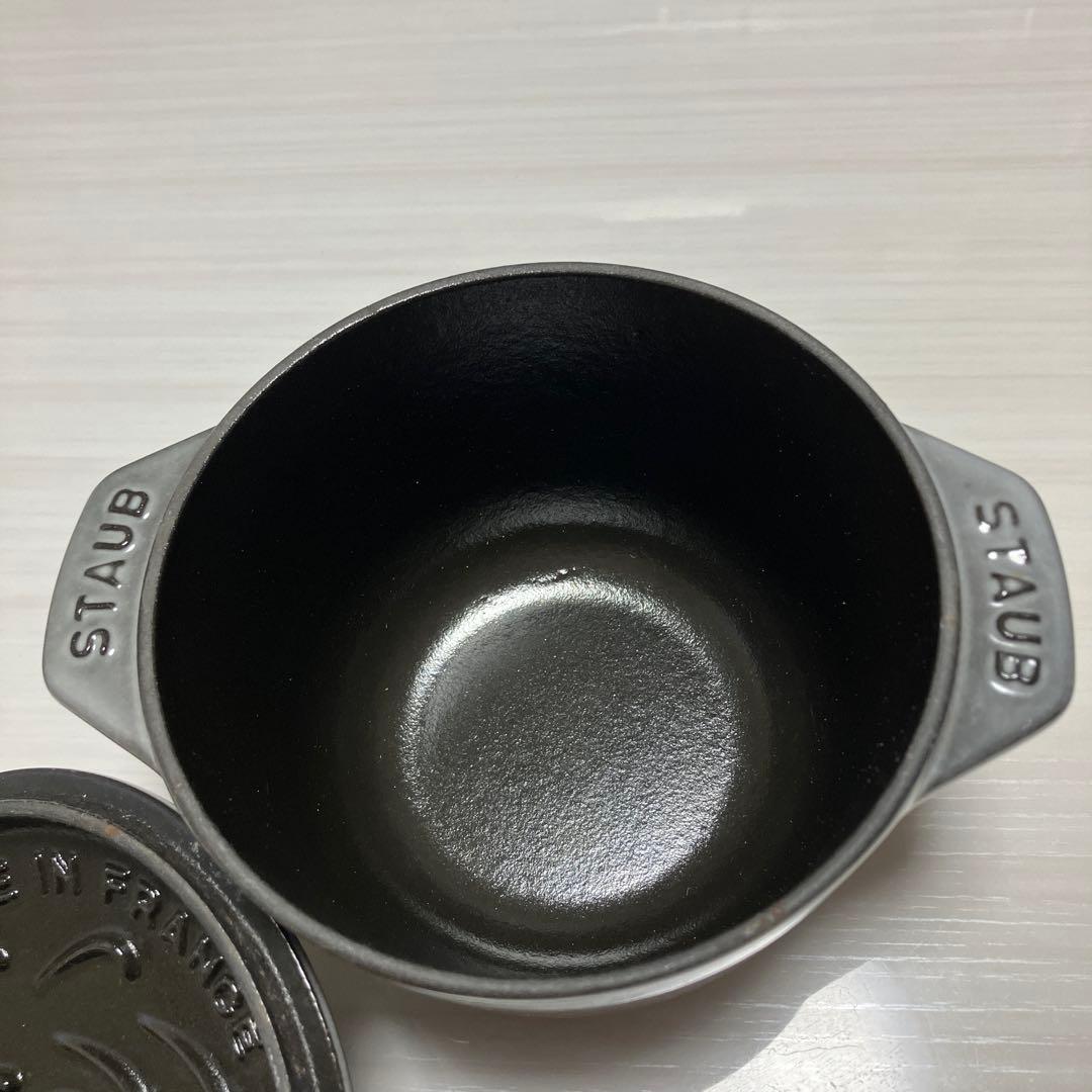 ストウブ鍋　ゴハンSサイズ