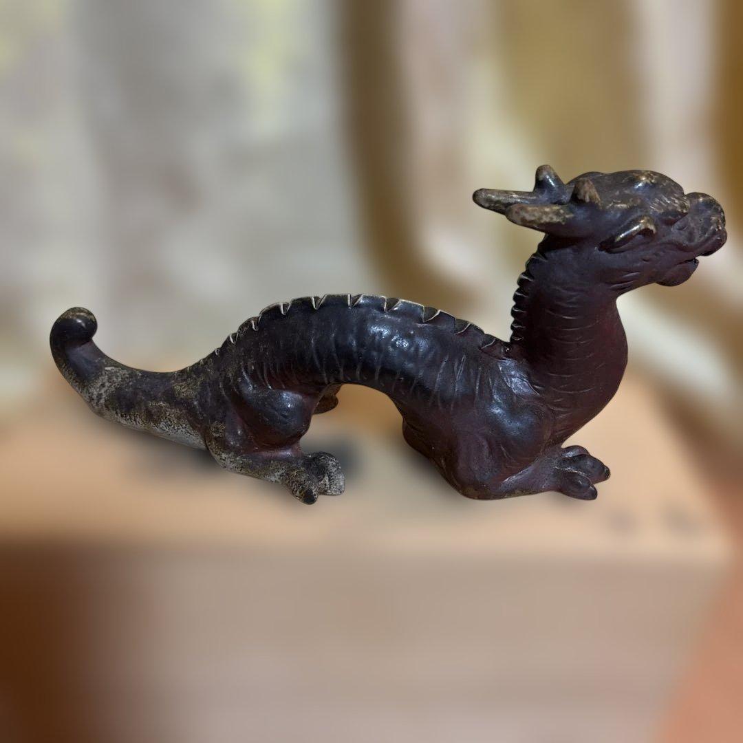 備前燒置物 暗い赤色。備前焼作家：行吉素心共箱