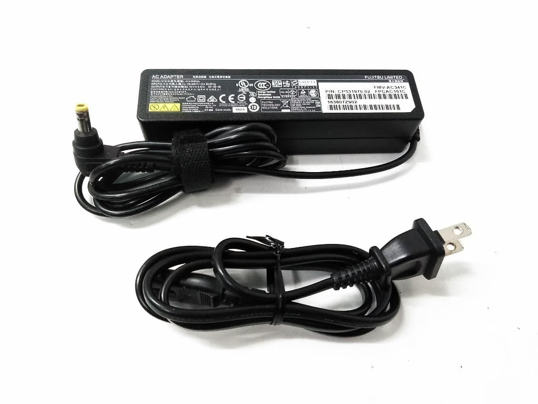 タッチパネル搭載 SSD500GB 富士通 WS1/W Core i5 □