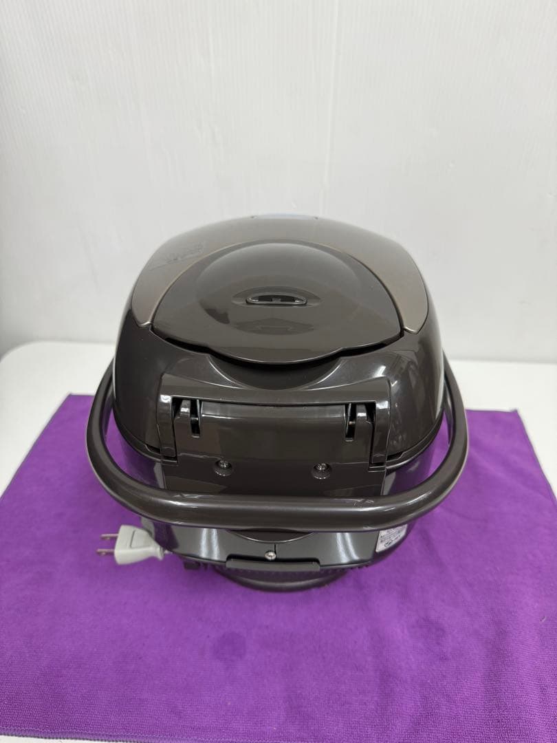 【Zojirushi IH炊飯ジャー NP-VN10 (ブラウン)】1.0L