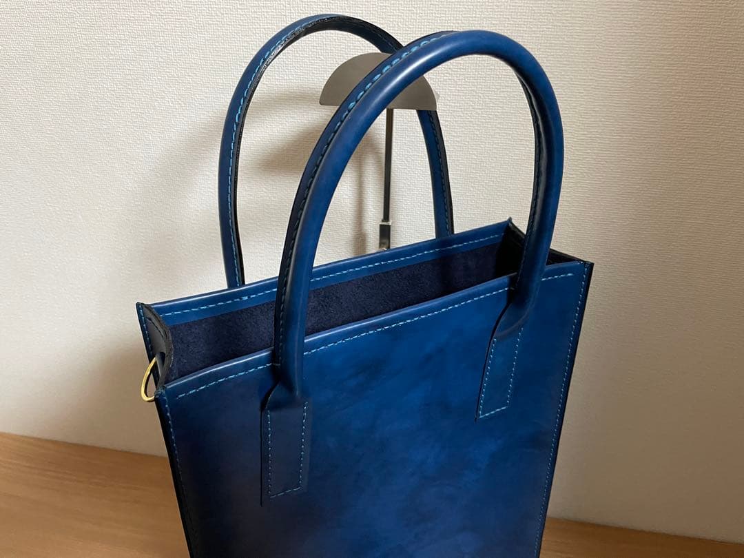 060.縦長スクエアバッグ 牛革 ブルー系 A4サイズ ハンドメイド