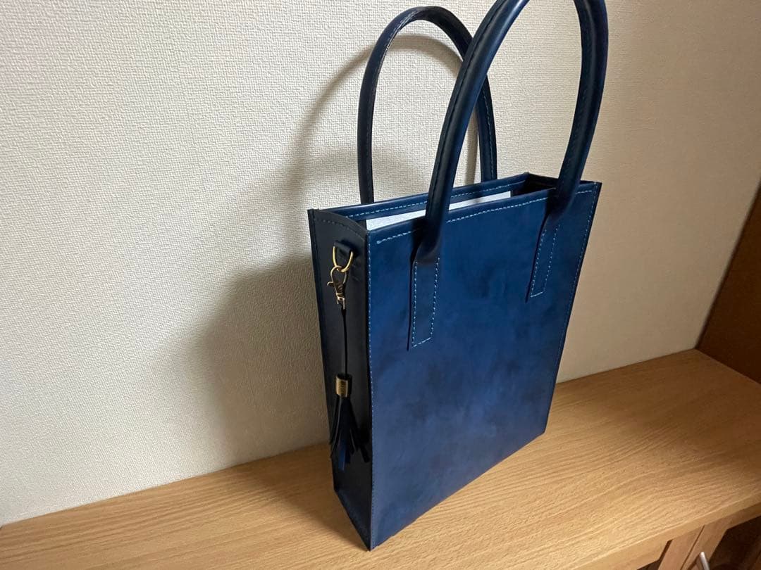060.縦長スクエアバッグ 牛革 ブルー系 A4サイズ ハンドメイド