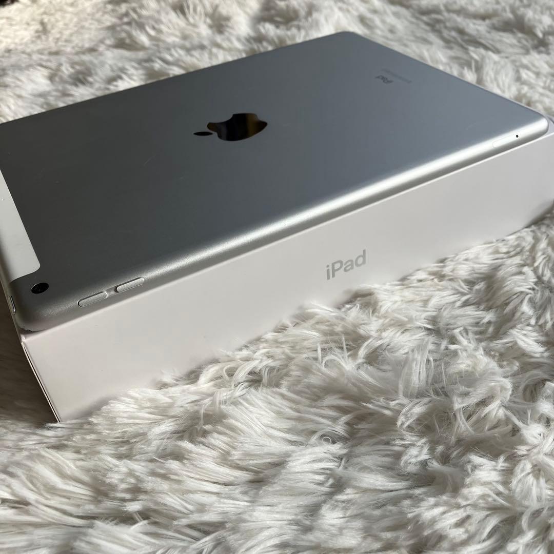 【2/20販売終了】iPad 第7世代 128GB SIMフリー 【すぐ発送】
