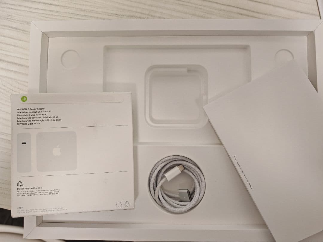 Apple Macbook Pro 14インチ M3 Pro /18/512