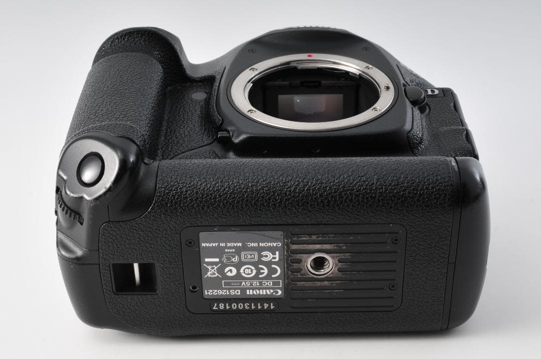 Canon キヤノン EOS-1D Mark IV Ⅳ ボディ ① #1348