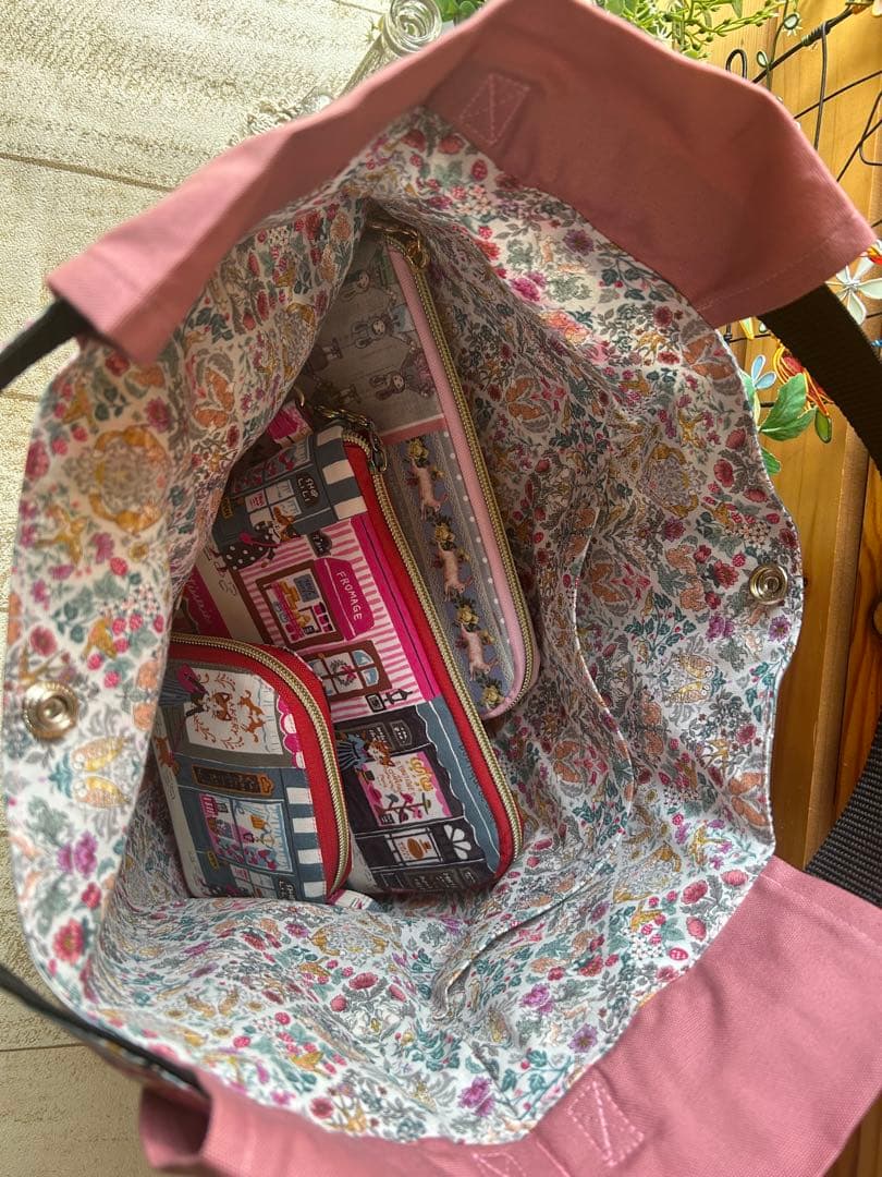 よーぽん♡パリの街並み、ウィンドウショッピング猫ちゃん＆ジョリーフルール