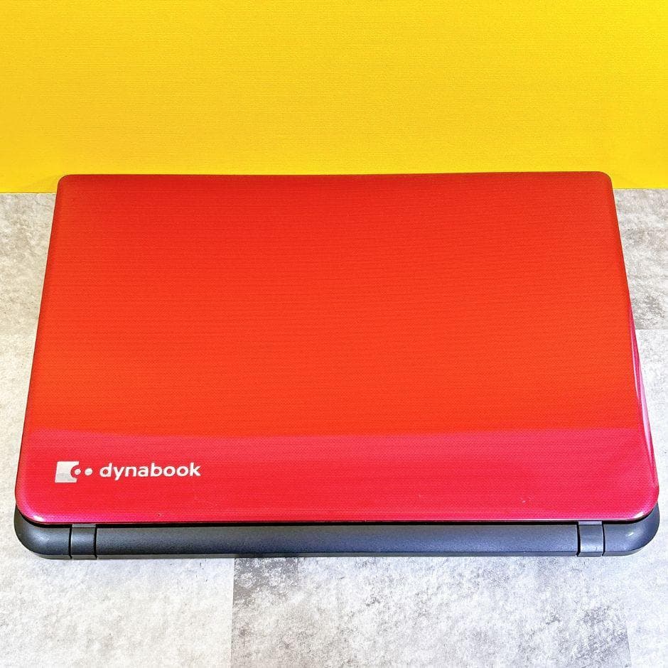 ｉ5✨新品SSDで快適✨人気の赤❣カメラ付きノートパソコン 薄型 仕事や趣味に♪