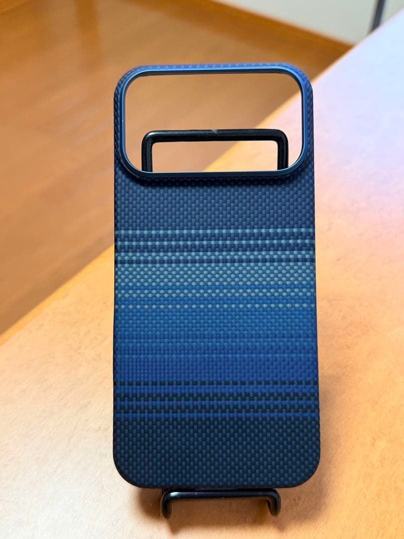 PITAKA &Foenor ストライプデザイン iPhone17promax用