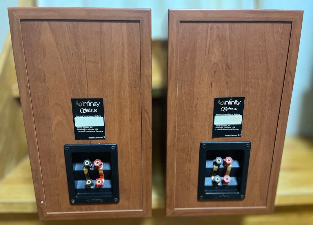 Infinity alpha20 スピーカー