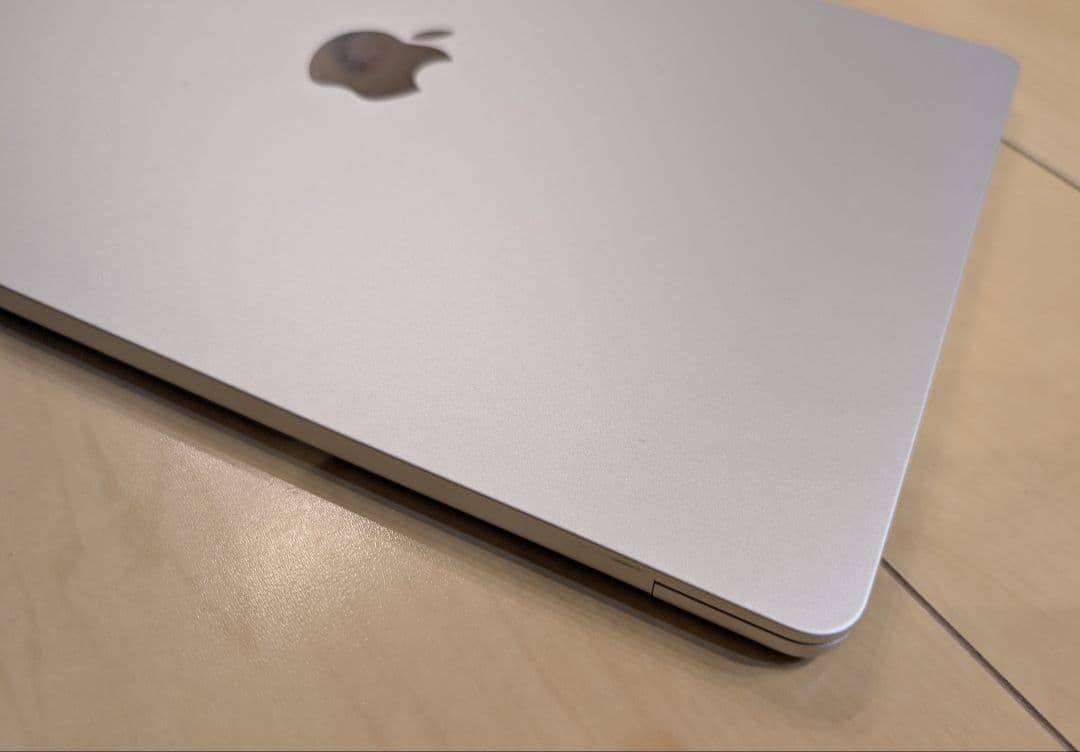 さんか【メモリ24GB】MacBook Air 15 M2 512GB