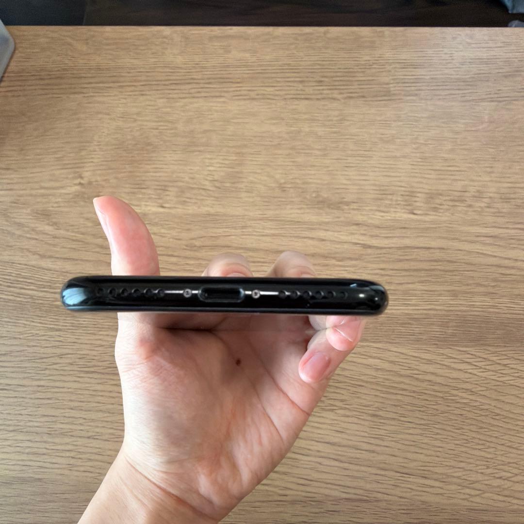 iPhone7 ブラック 本体
