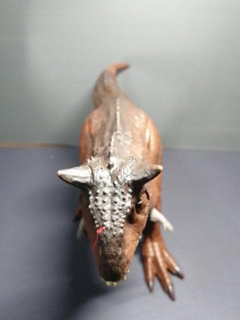 マテル スーパーアクション! カルノタウルス ブル 全長40cm 可動フィギュア