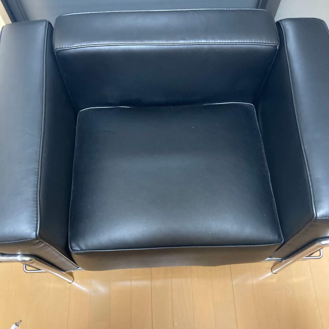 ルコルビジェ　リプロダクト　黒 合成皮革 1人掛けソファ　美品