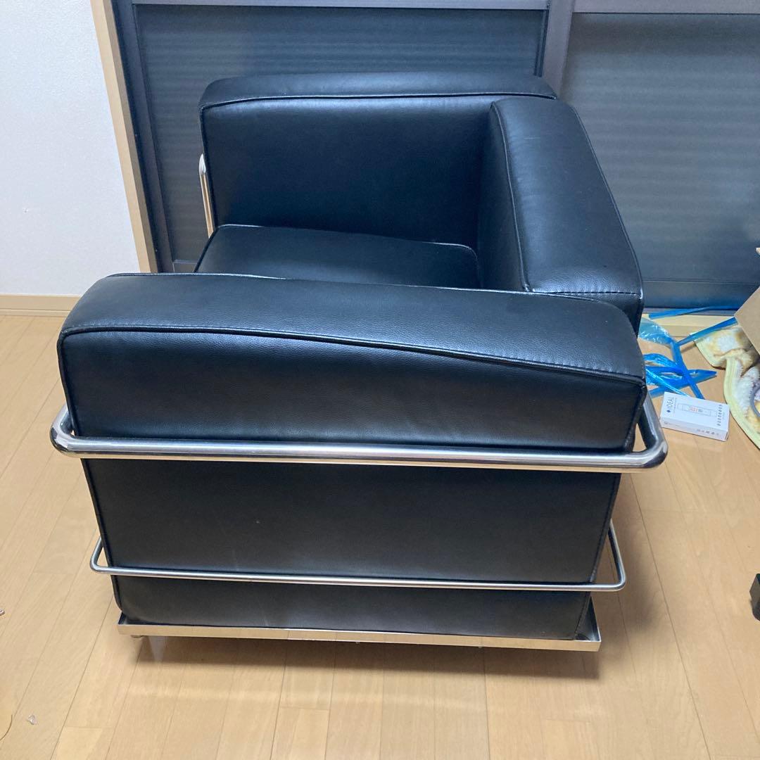 ルコルビジェ　リプロダクト　黒 合成皮革 1人掛けソファ　美品