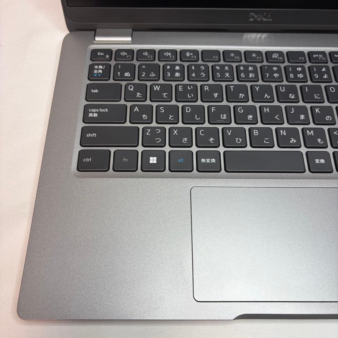 美品 使用少 Latitude 5340 第13世代 i5 16GB 256GB