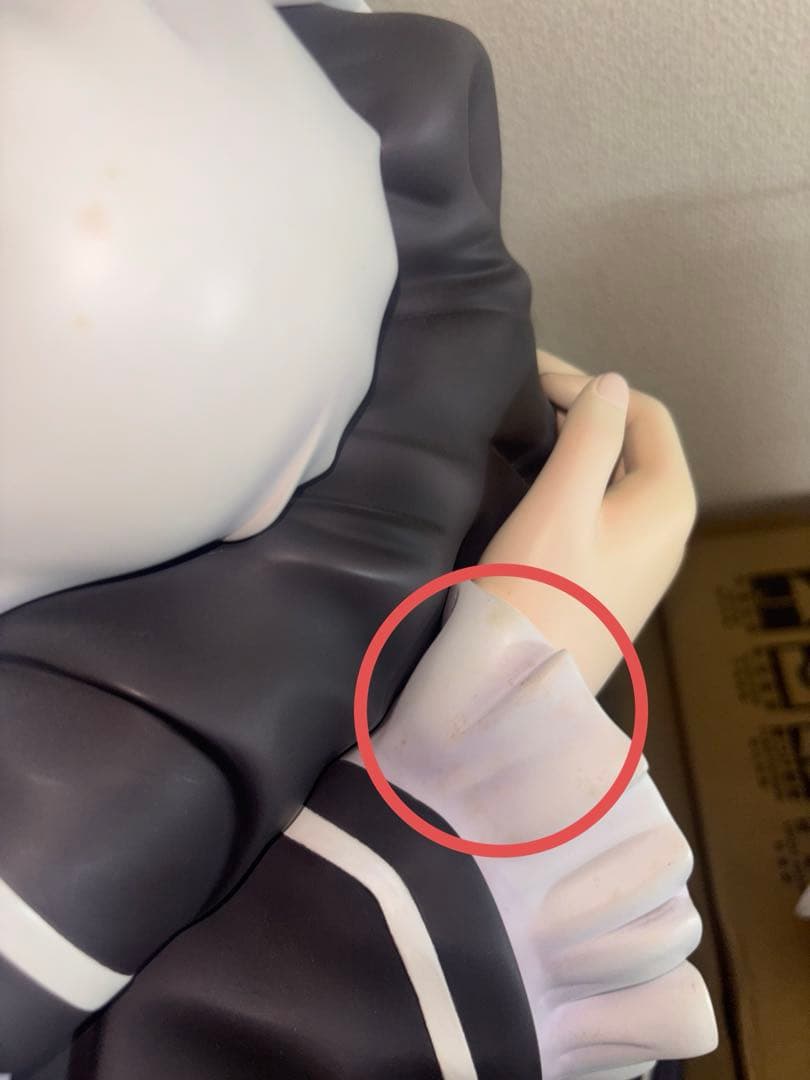 レム胸像の胴体のみと付属品