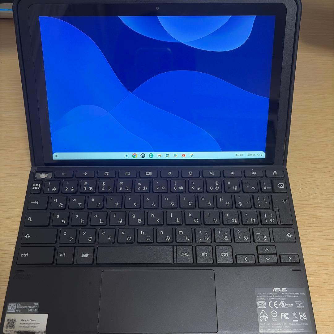 ASUS製のChromebook本体