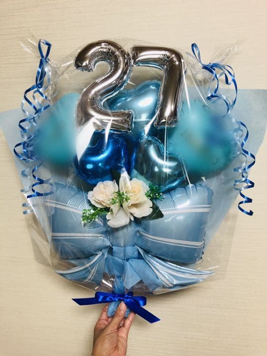 バルーンブーケ　バルーンアレンジ  誕生日　推し　ギフト　リボン 薔薇