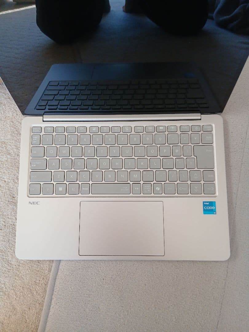 NEC ノートPC　LAVIE SOL　PC-S1355JAS 13.3型新品