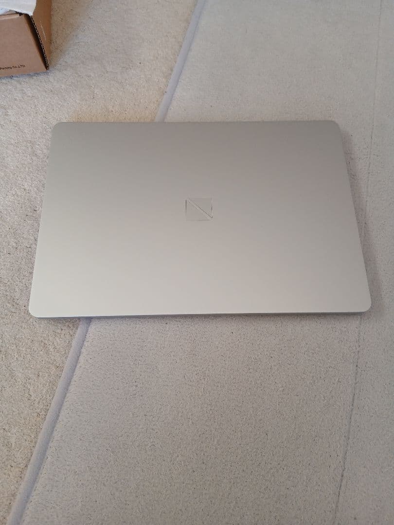NEC ノートPC　LAVIE SOL　PC-S1355JAS 13.3型新品
