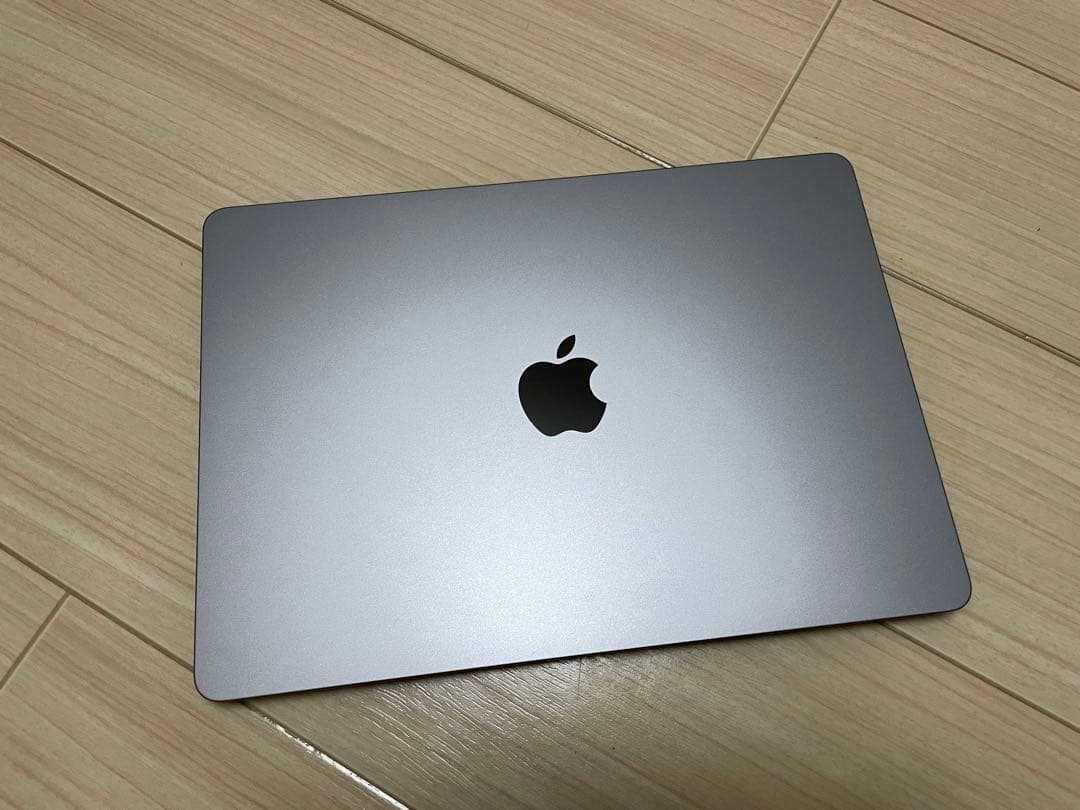 MacBook Air M2 USキー 256GB / 8GB