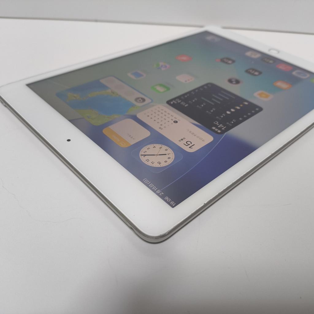 iPad 10.2インチ　第8世代　Wi-Fi 32GB No403