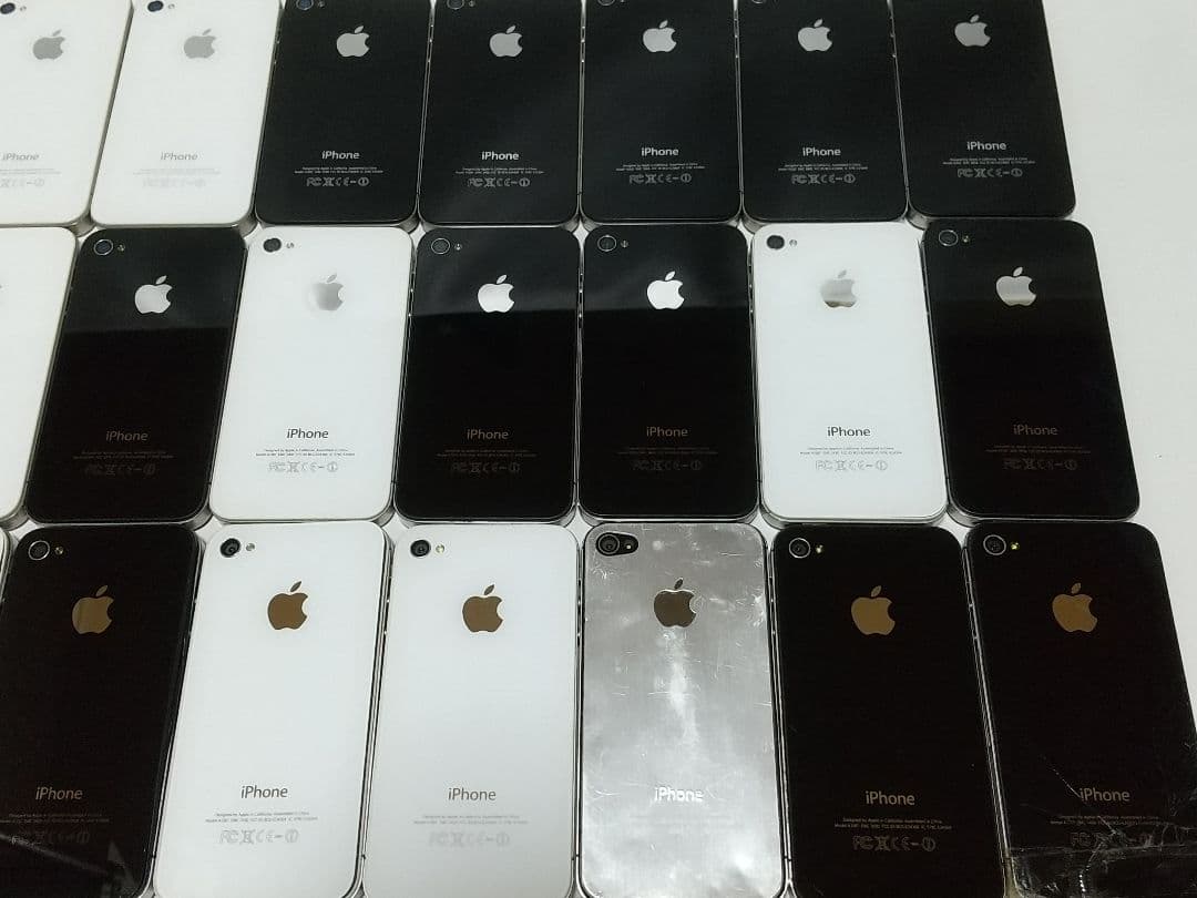 iPhone 4/4S 30台セット ホワイト ブラック ピンク ミント