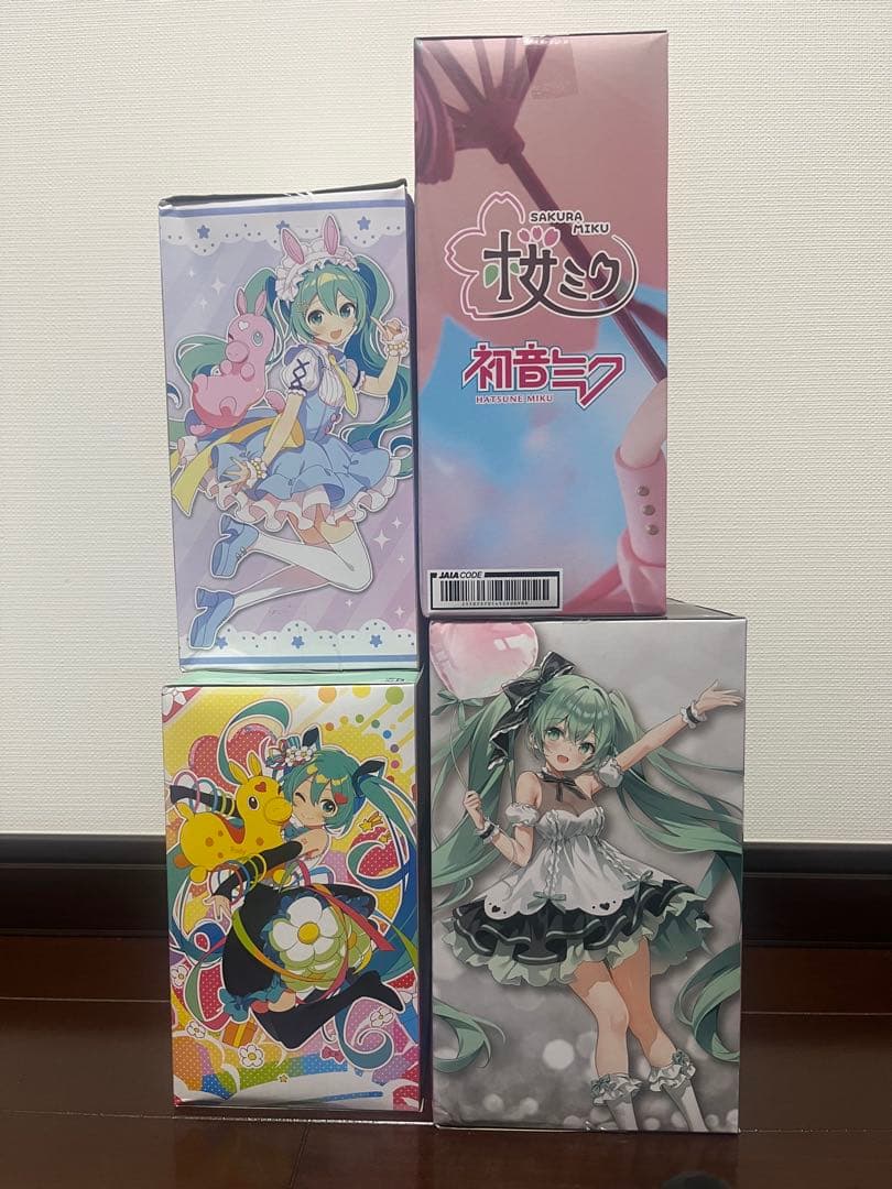 初音ミク　フィギュア　AMP+ 4体セット