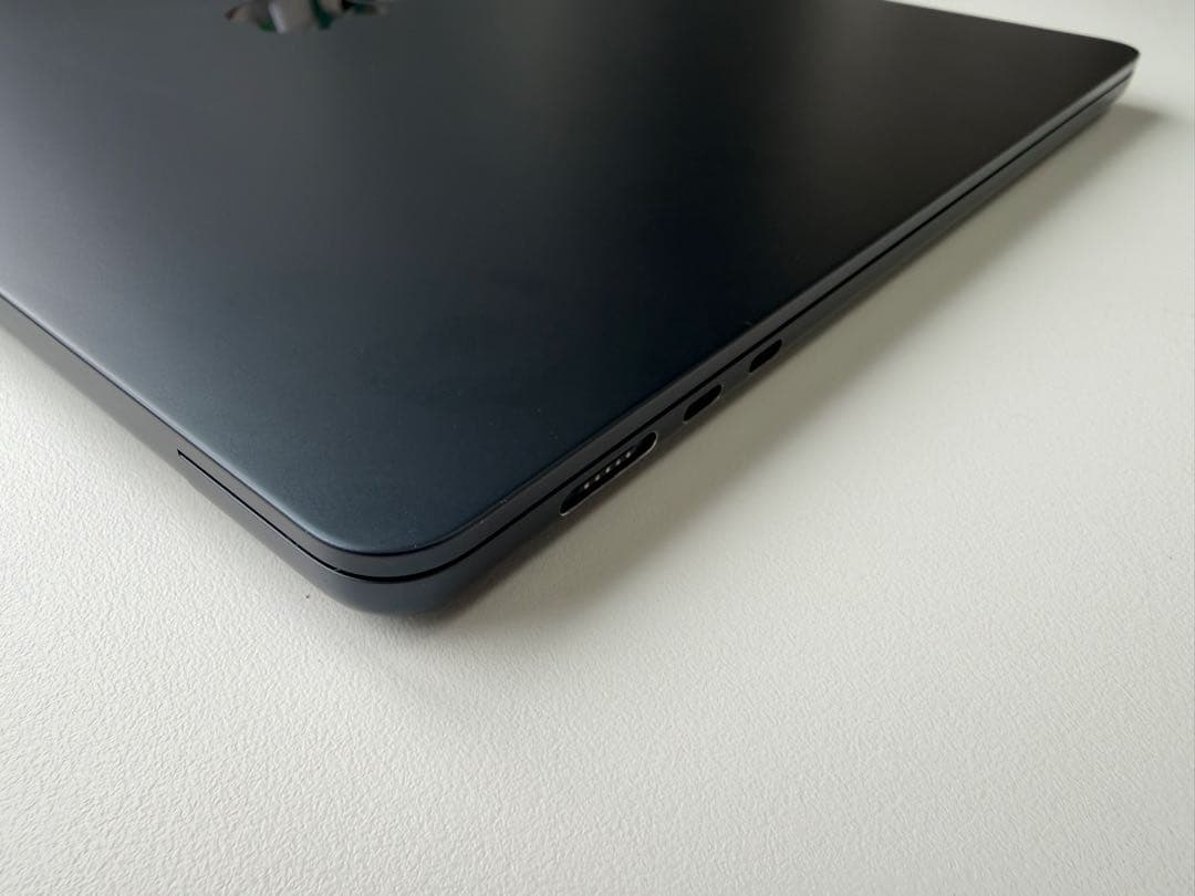 MacBook Air M3 15インチ (2024) 本体　電池96% 美品
