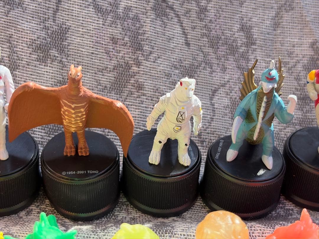 東宝怪獣シリーズ ボトルキャップコレクション