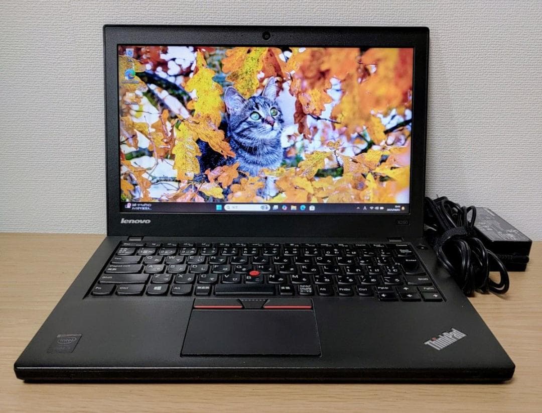 Lenovo ThinkPad Corei5 メモリ8GB SSD256GB