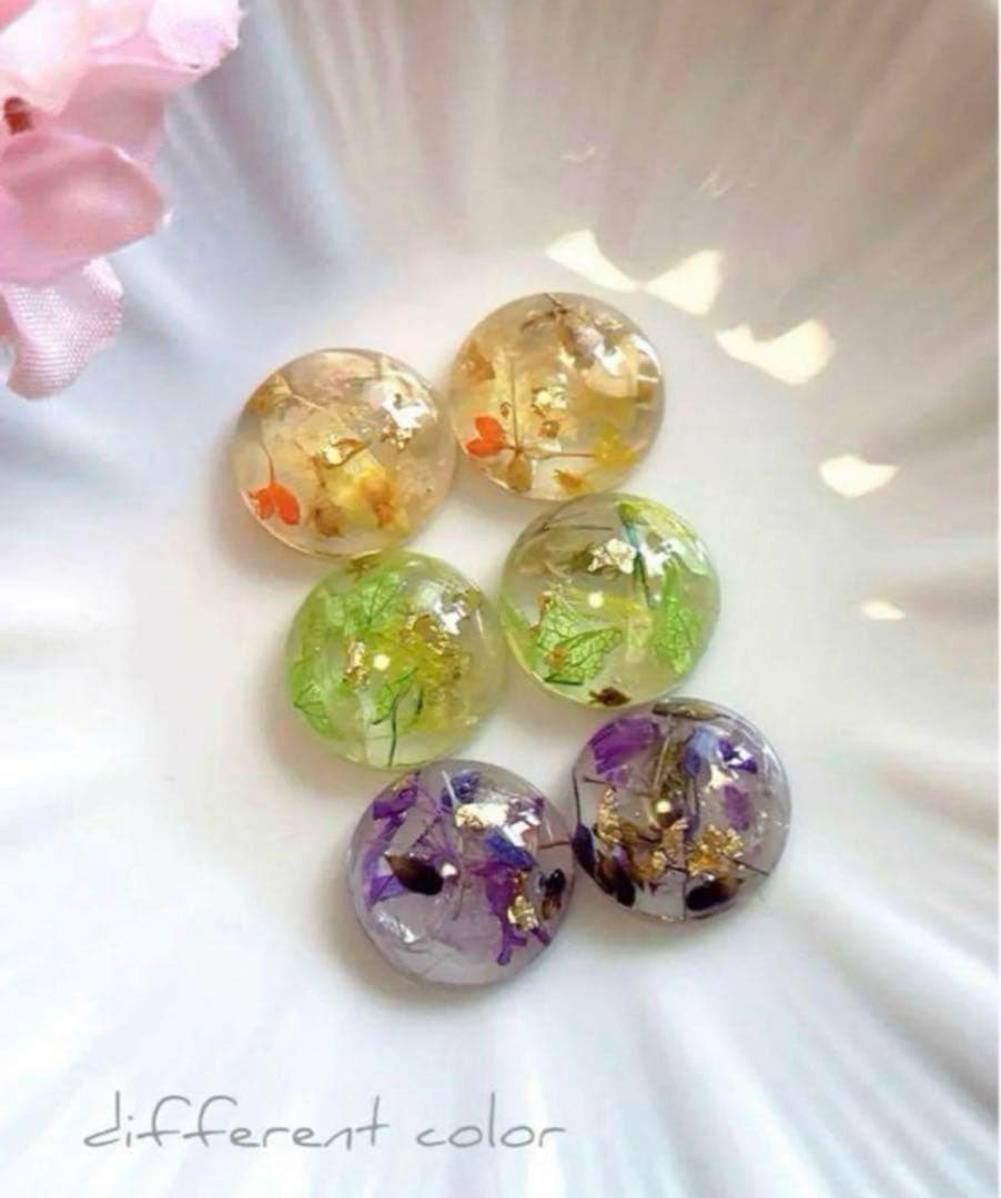 ピンク系　フラワー　レジン　ピアス　ハンドメイド　イヤリング変更可