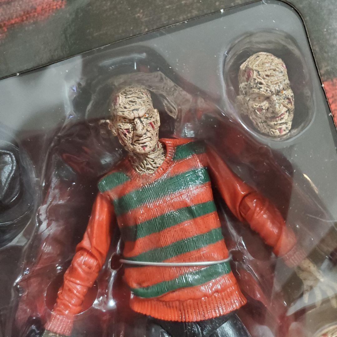 Freddy Krueger エルム街の悪夢 ホラー フィギュア フレディ