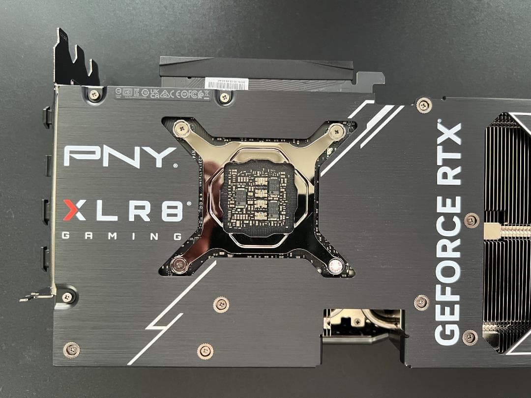 グラフィックボード・グラボ・ビデオカード PNY RTX4070Ti SUPER 16GB OC XLR8 ARGB